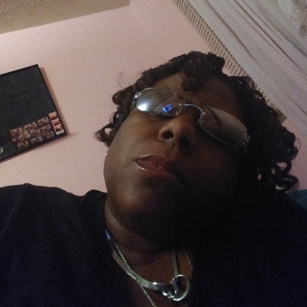 Meet your Posher, Priscilla